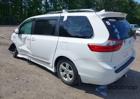 2020 Toyota Sienna Le из США, поврежденный, VIN 5TDKZ3DCXLS059272